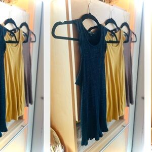 DAVID LERNER | S | Bridgette Heavy Rib Knit Navy High Neck Ruffle Tank Top